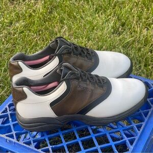 FootJoy GreenJoys Men’s 8.5 W White Brown Leather Soft Spike Golf Cleats 45516